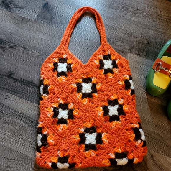 Granny Square Tote - Picture 3 of 5